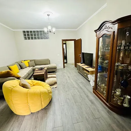 Nik's Urban Nest Within 10 Min Walk From The Center Appartamento Tirana